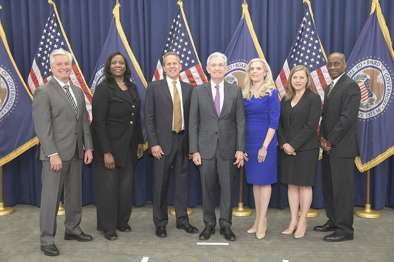 A Fed Board of Governors meeting in 2022 with Powell center