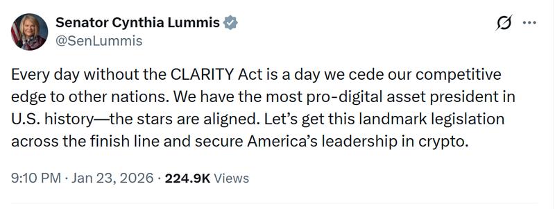 Senator Cynthia Lummis tweet about stablecoin regulation